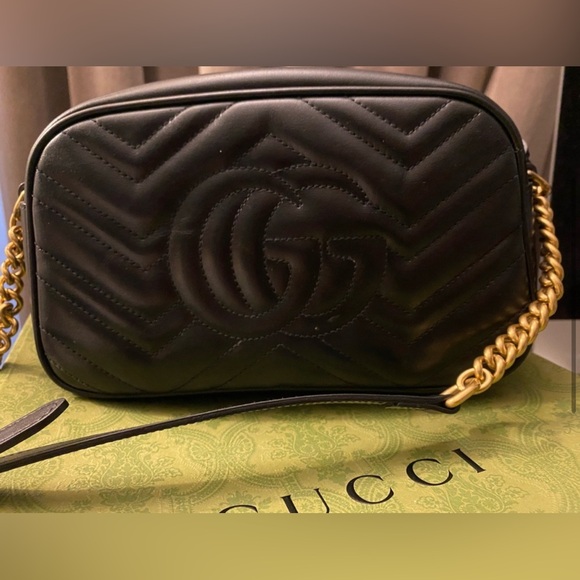 GUCCI GG MARMONT SHOULDER BAG - Picture 6 of 16